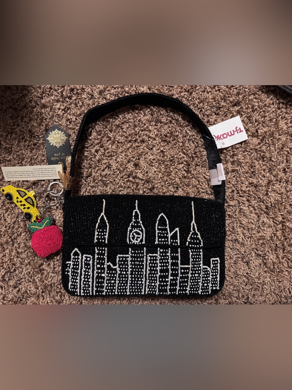 TJ Maxx Made in India- NYC Skyline with charms